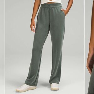 lululemon athletica Softstreme High-Rise Pant - Smoked Spruce